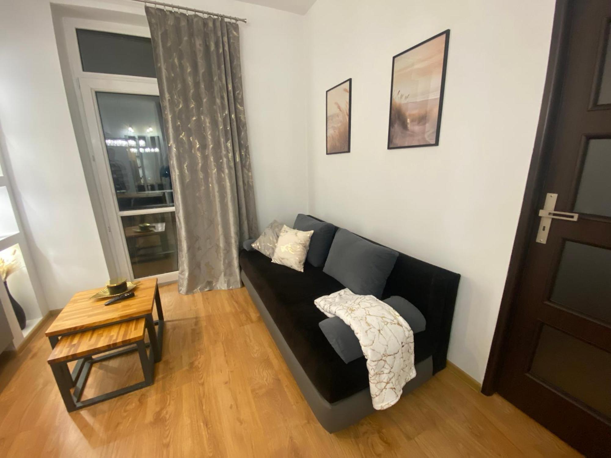 Easy Stay Przy S6 I Strefie Ekonomicznej Faktura Кошалін Екстер'єр фото